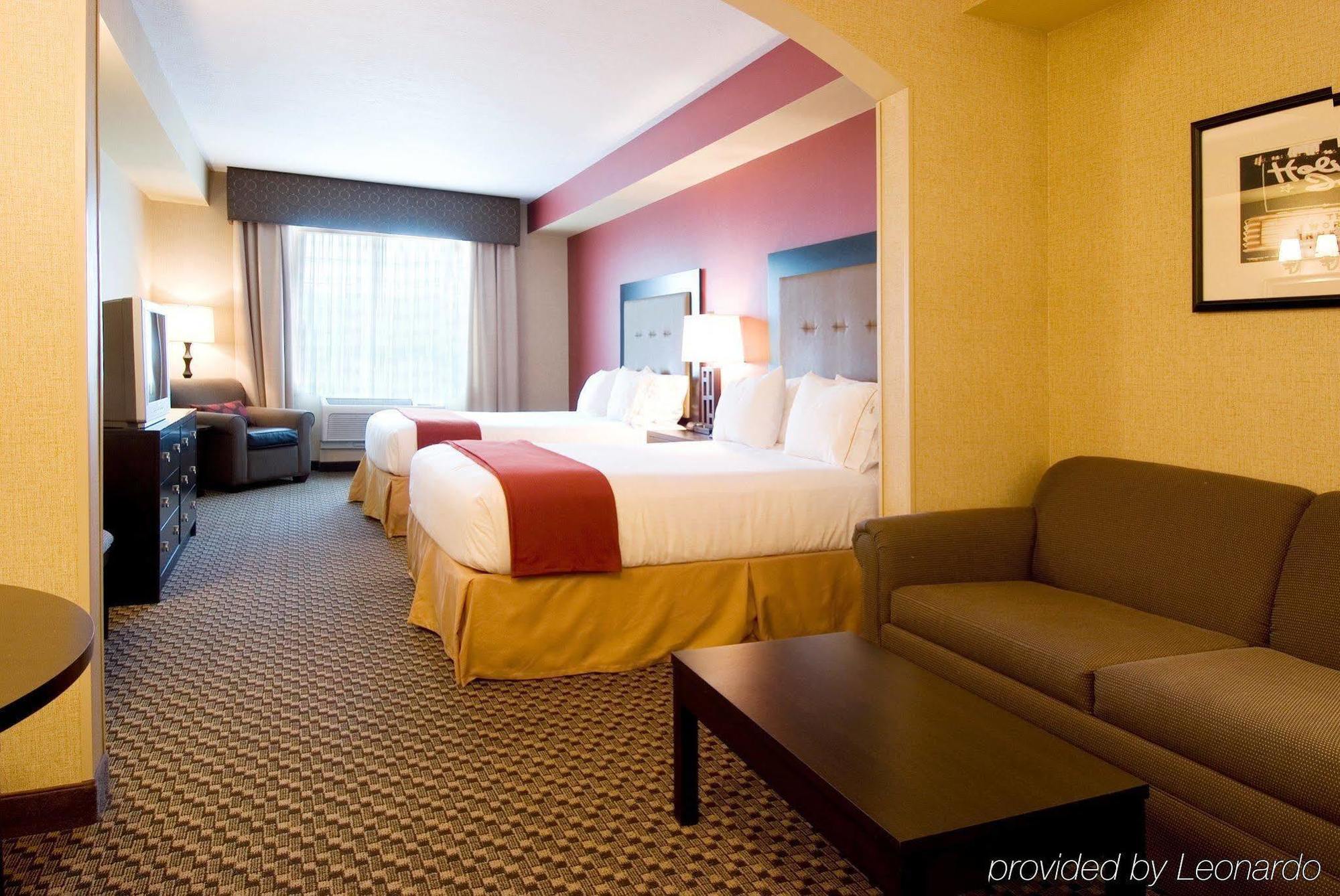 Holiday Inn Express Hotel & Suites Eugene Downtown - University By Ihg Room photo